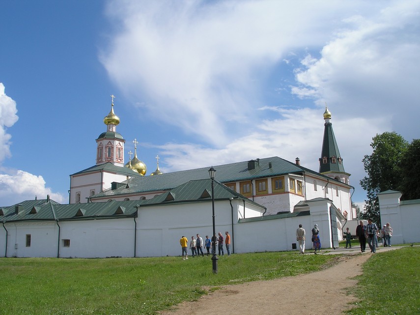 Иверский