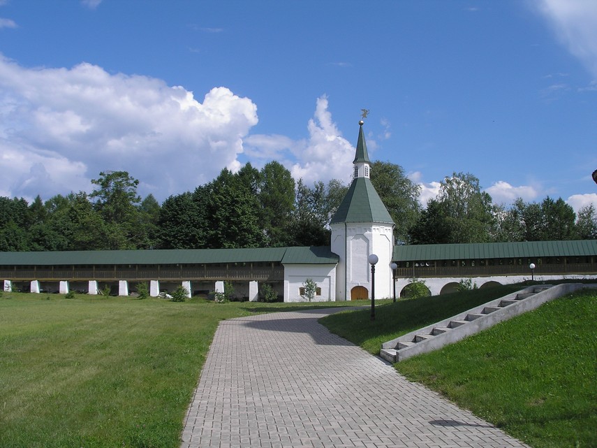 Иверский